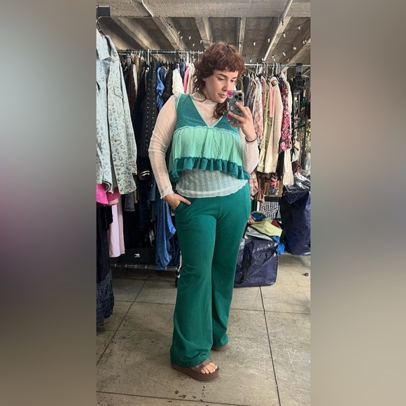 247B-EMERALD. Elastic Waist High Rise Flared Pant - Picture 2 of 4